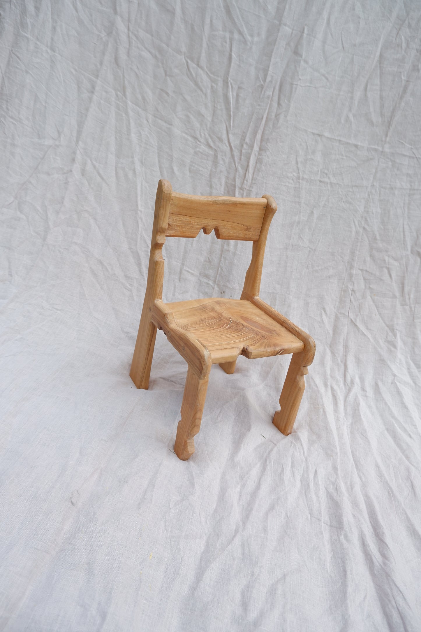 Maxwell's Chair
