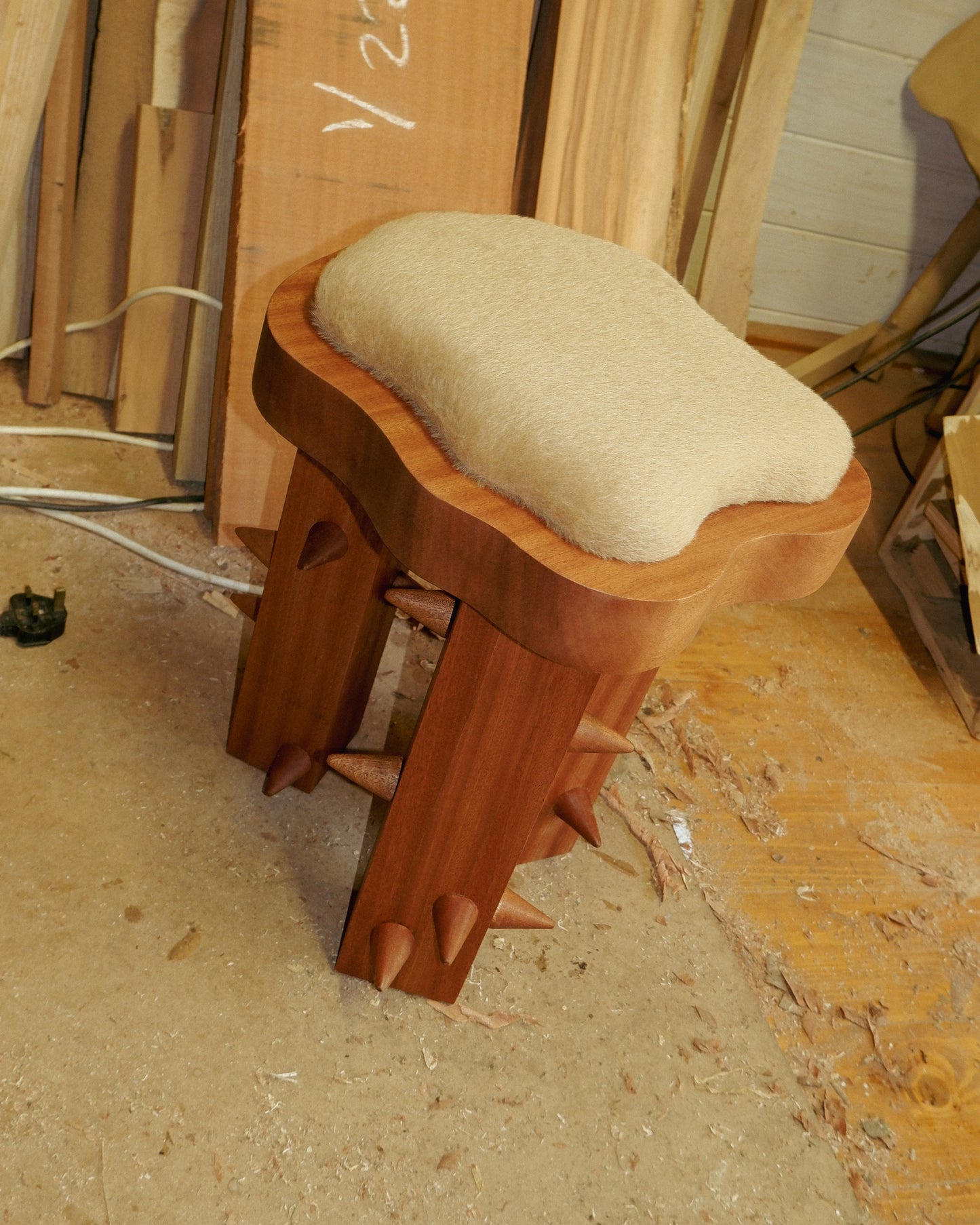 Thorn Stool